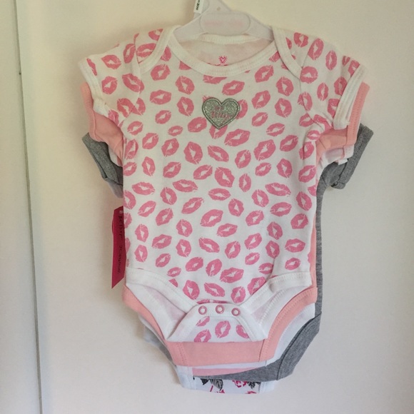 💋NWT 5 Betsey Johnson Luv Betsey Onesies💋 - Picture 5 of 8